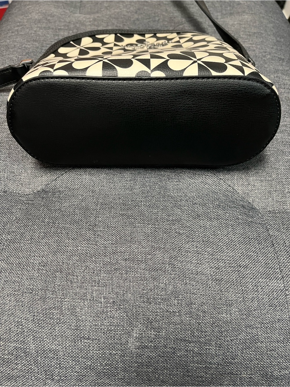 kate spade Black & Cream Geometric Floral Dome Crossbody - Picture 5 of 10